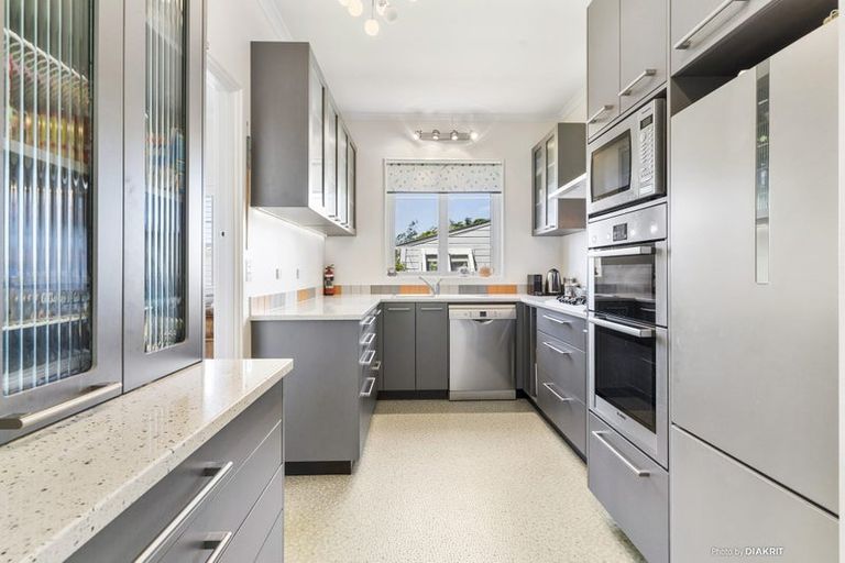 Photo of property in 107 Karori Road, Karori, Wellington, 6012