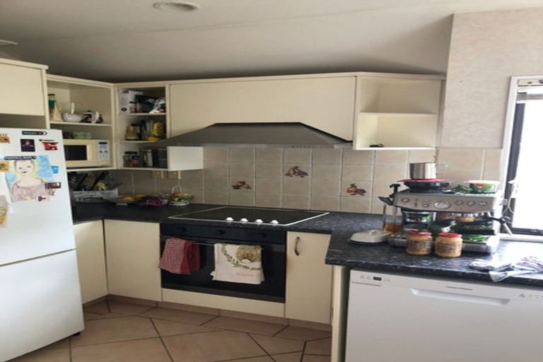 Photo of property in 46 Waller Avenue, Bucklands Beach, Auckland, 2012