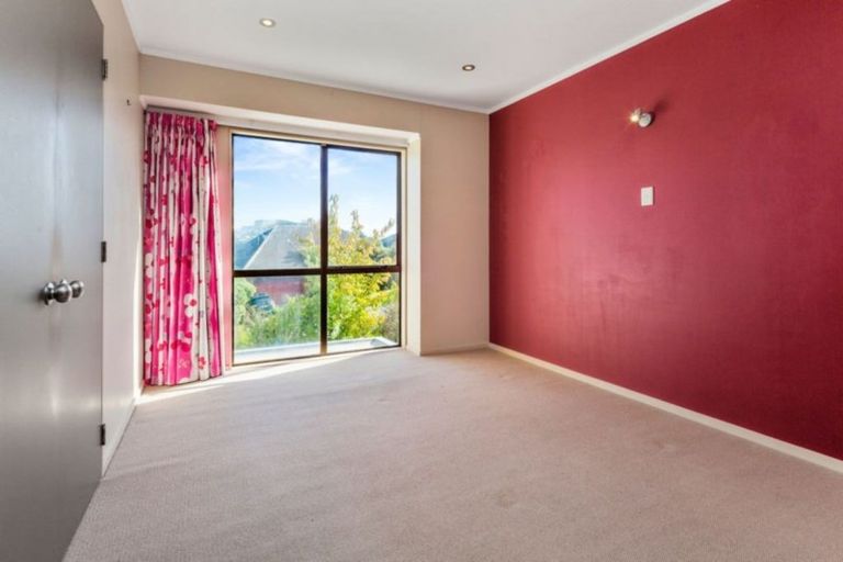 Photo of property in 13 Saunders Close, Whitby, Porirua, 5024