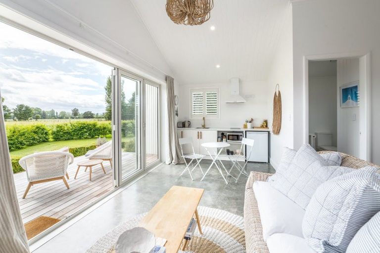 Photo of property in 194 Wood Street, Woodside, Greytown, 5794