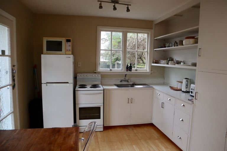 Photo of property in 44 Dee Street, St Albans, Christchurch, 8014