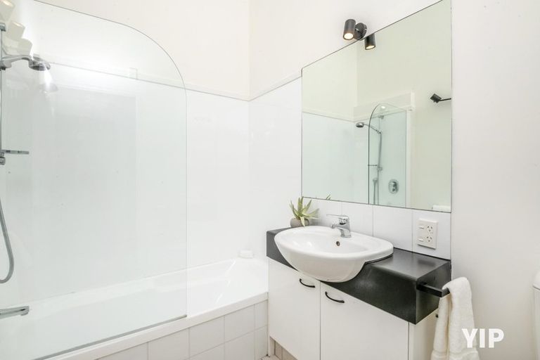 Photo of property in 41 Hawtrey Terrace, Churton Park, Wellington, 6037