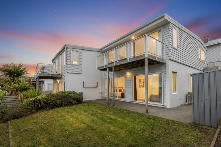Photo of property in 22d Mandalay Terrace, Khandallah, Wellington, 6035