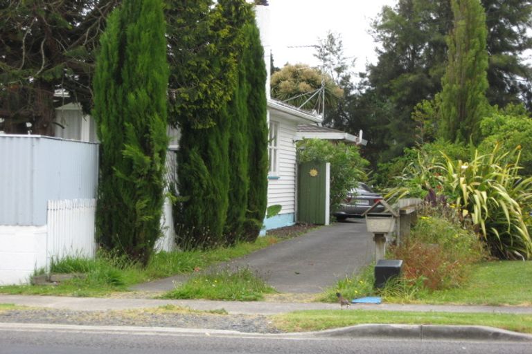 Photo of property in 2/154 Manuroa Road, Takanini, 2112