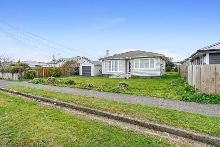 Photo of property in 33 Middlesex Street, Levin, 5510