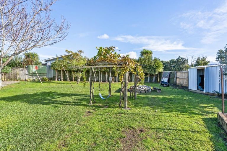 Photo of property in 7 Whimp Avenue, Onerahi, Whangarei, 0110