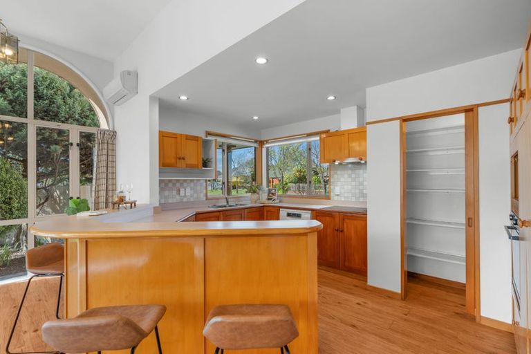 Photo of property in 158 Hawthornden Road, Avonhead, Christchurch, 8042