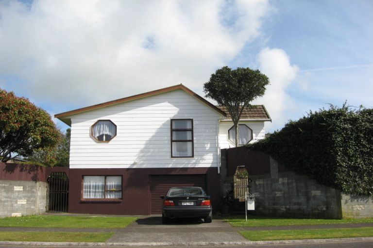 Photo of property in 24 Rewa Street, Inglewood, 4330