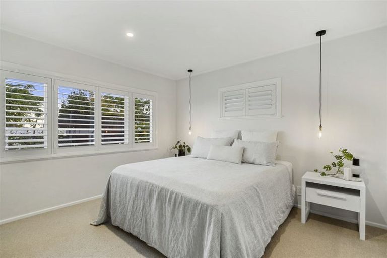 Photo of property in 1/121 Ocean View Road, Hillcrest, Auckland, 0627