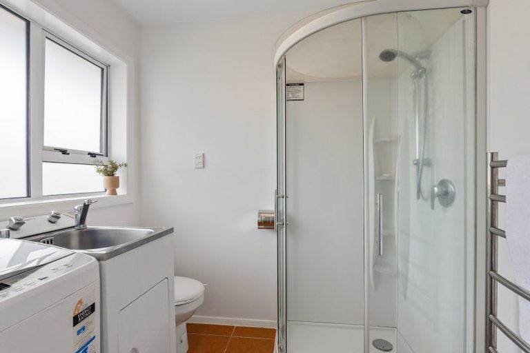 Photo of property in 32 Carruthers Street, Ilam, Christchurch, 8041