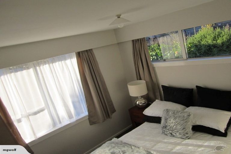 Photo of property in 2/68 Nortons Road, Avonhead, Christchurch, 8042