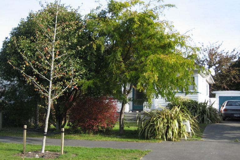 Photo of property in 1/65a Hamilton Avenue, Ilam, Christchurch, 8041