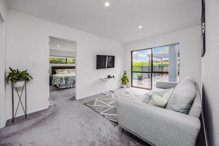 Photo of property in 36 Brylee Drive, Conifer Grove, Takanini, 2112
