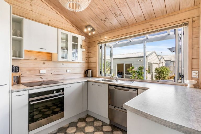 Photo of property in 16 The Dunes, Pauanui, Hikuai, 3579