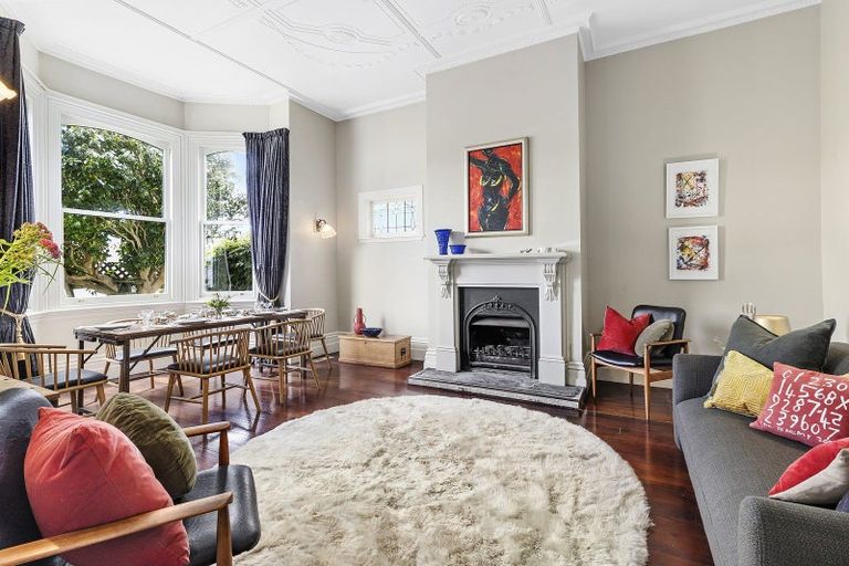 Photo of property in 91 Brougham Street, Mount Victoria, Wellington, 6011