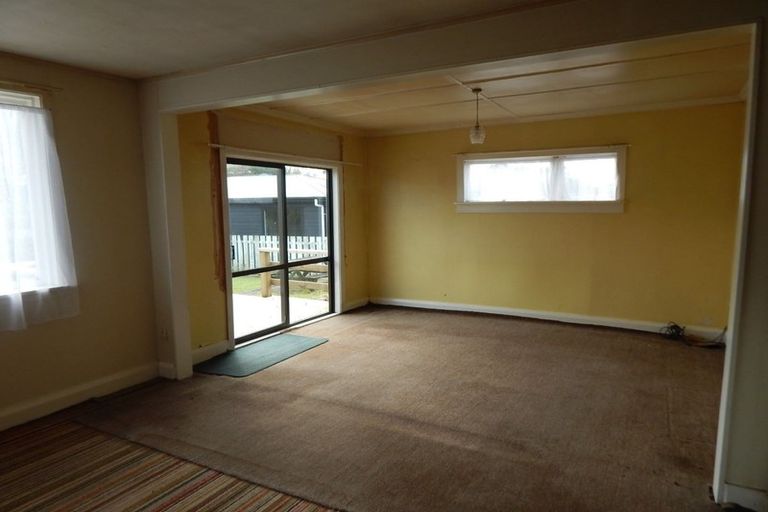 Photo of property in 15 Rolleston Street, Hokitika, 7810