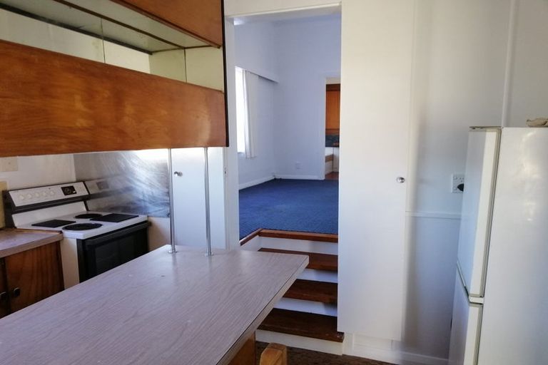 Photo of property in 16 Toru Street, Lyall Bay, Wellington, 6022