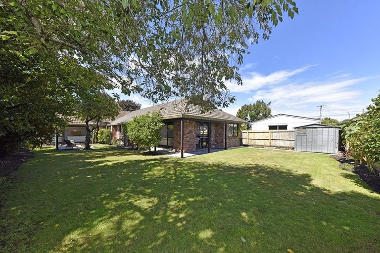 Photo of property in 3 Connemara Drive, Northwood, Christchurch, 8051