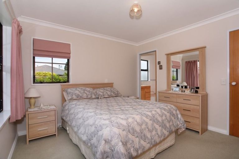 Photo of property in 3 Mcilwaine Place, Marton, 4710