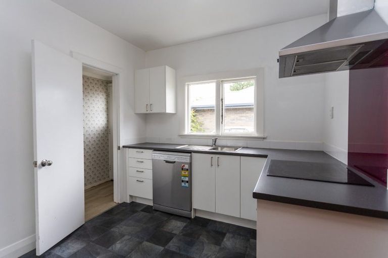 Photo of property in 1/6 Wharenui Road, Upper Riccarton, Christchurch, 8041