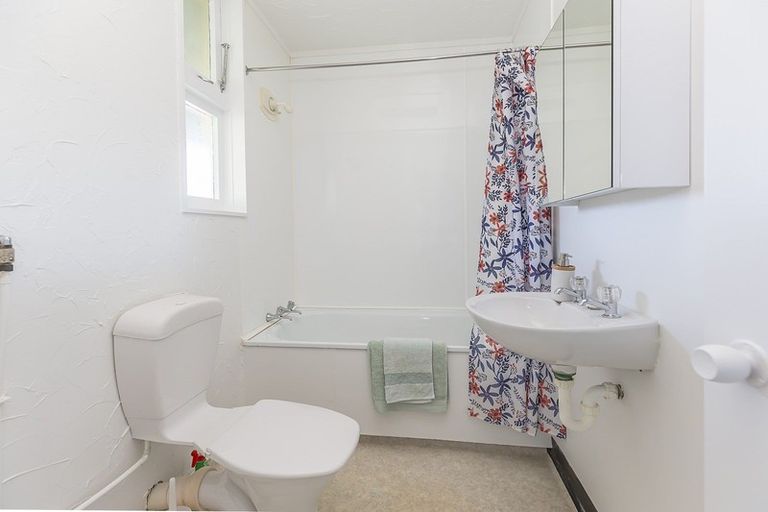 Photo of property in Hiropi St Village, 37/46u Hiropi Street, Newtown, Wellington, 6021