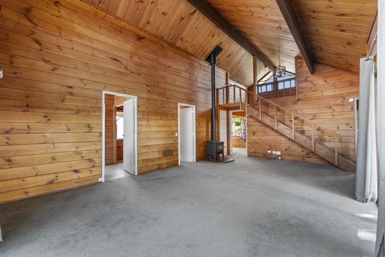 Photo of property in 14 Fairfax Terrace, Frankleigh Park, New Plymouth, 4310