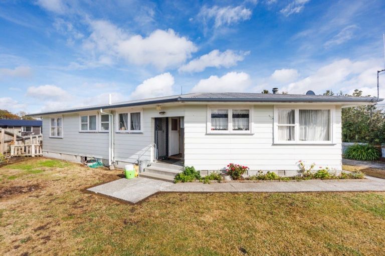 Photo of property in 69 Hedges Street, Sanson, 4817