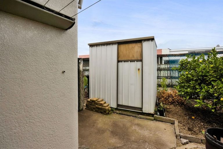 Photo of property in 17 Rimu Street, Hawera, 4610