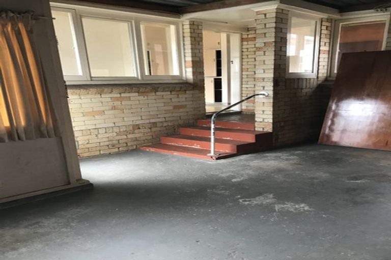 Photo of property in 1/16 Alexander Avenue, Papatoetoe, Auckland, 2025