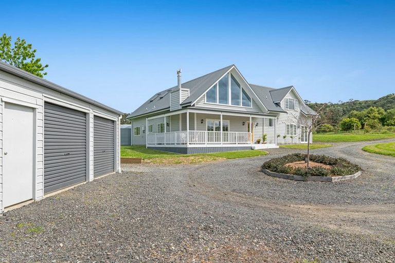 Photo of property in 346 Inland Road, Helensville, 0875