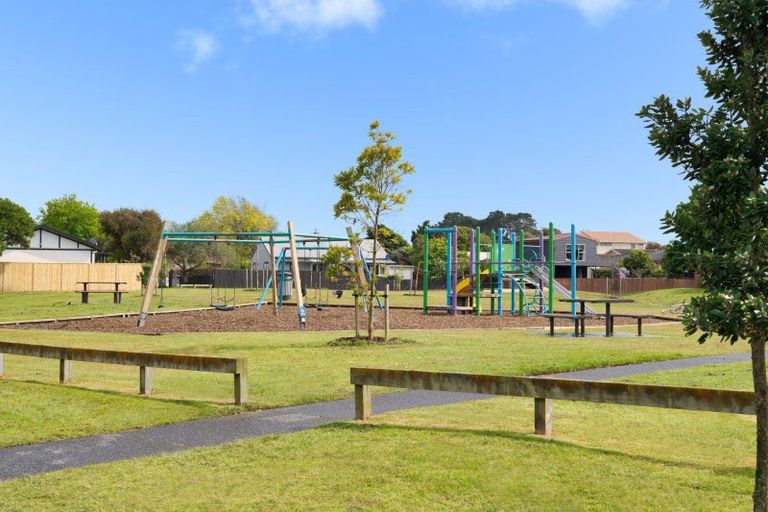 Photo of property in 3b Emerald Place, Papamoa Beach, Papamoa, 3118