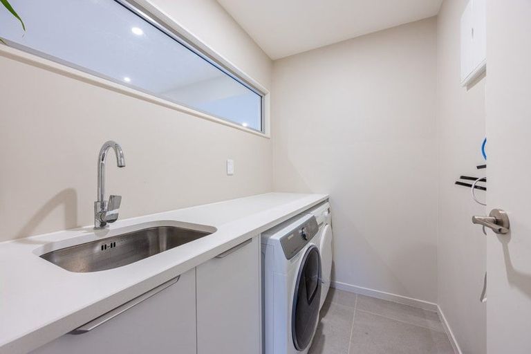 Photo of property in 138 Godfrey Drive, Orewa, 0931