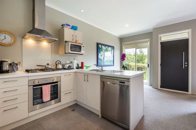 Photo of property in 29 Station Street, Hobsonville, Auckland, 0616