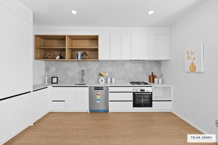 Photo of property in 42 Oopunga Road, Pukekohe, 2120