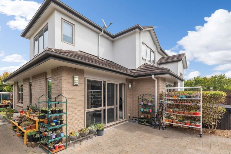 Photo of property in 5 Kouras Place, Flat Bush, Auckland, 2016