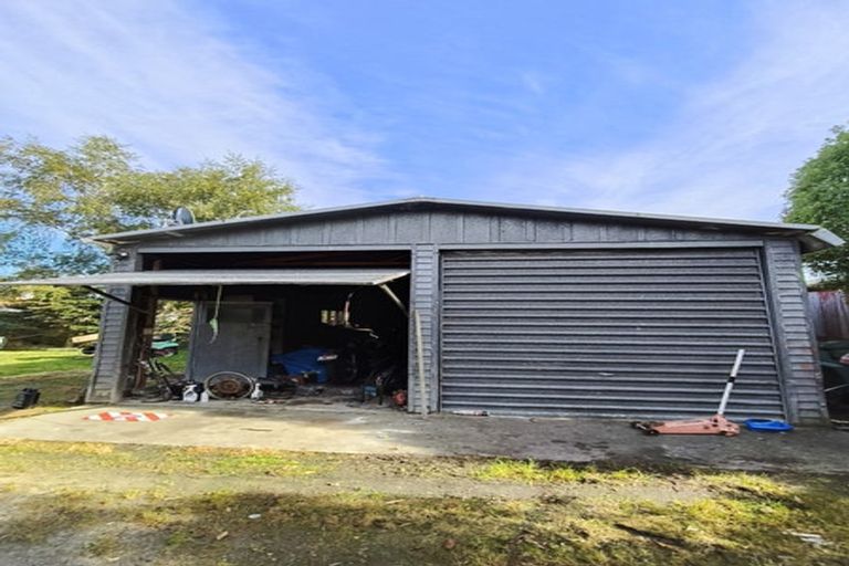 Photo of property in 16 Moore Street, Milton, 9220