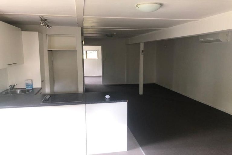 Photo of property in 33 Parker Avenue, New Lynn, Auckland, 0600