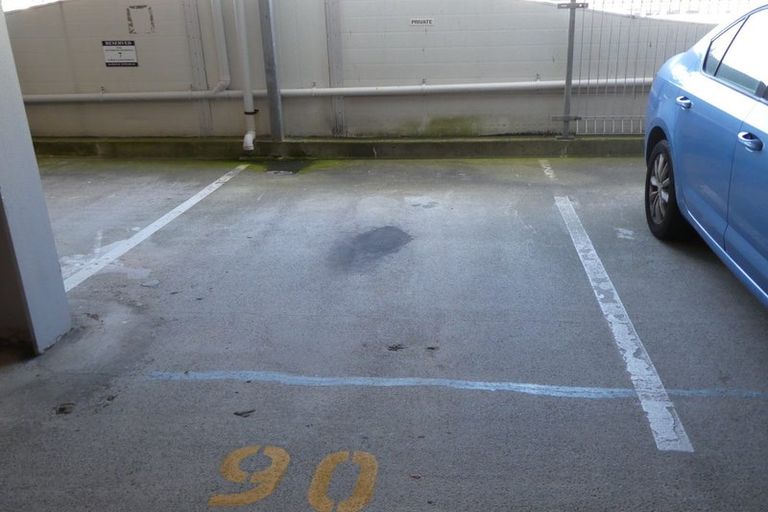 Photo of property in Hb Apartments, 8/3 Holland Street, Te Aro, Wellington, 6011