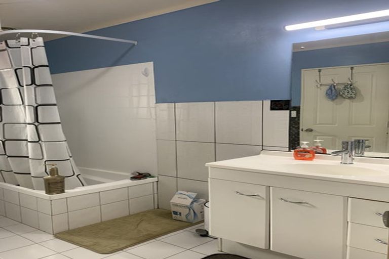 Photo of property in 3 Carlas Way, Ranui, Auckland, 0612