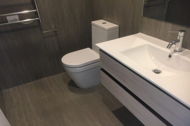 Photo of property in 4 Kotuku Lane, Jacks Point, Queenstown, 9371