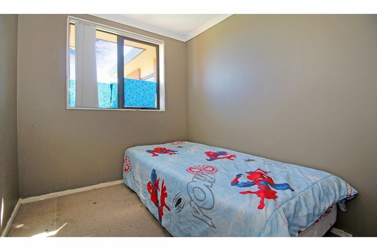 Photo of property in 122 Naylors Drive, Mangere, Auckland, 2022
