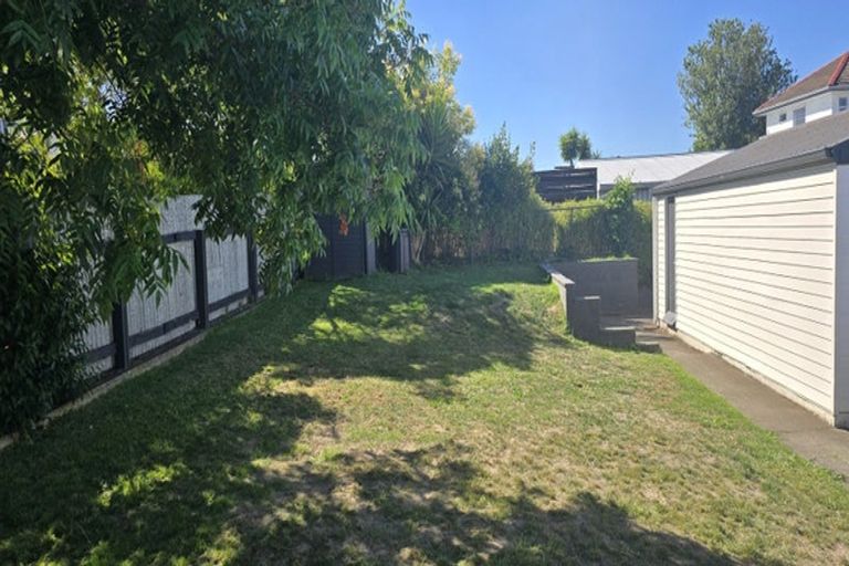 Photo of property in 2 Given Street, Havelock North, 4130