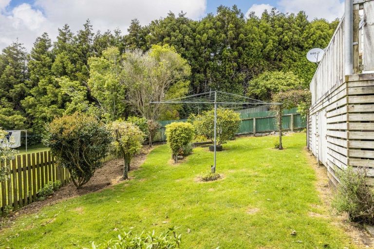 Photo of property in 79 Queens Road, Glen Avon, New Plymouth, 4312