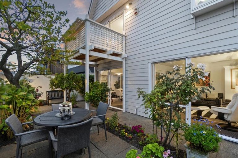 Photo of property in 49a Gracefield Avenue, Christchurch Central, Christchurch, 8013