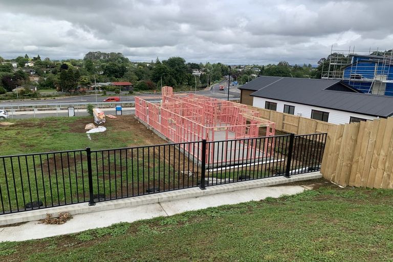 Photo of property in 21 Halo Green, Peacocke, 3206