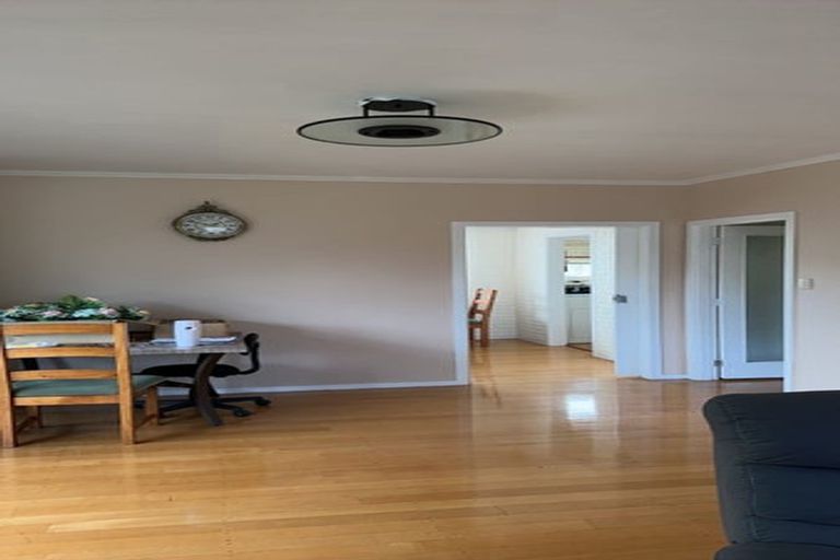 Photo of property in 7 Merriefield Avenue, Forrest Hill, Auckland, 0620