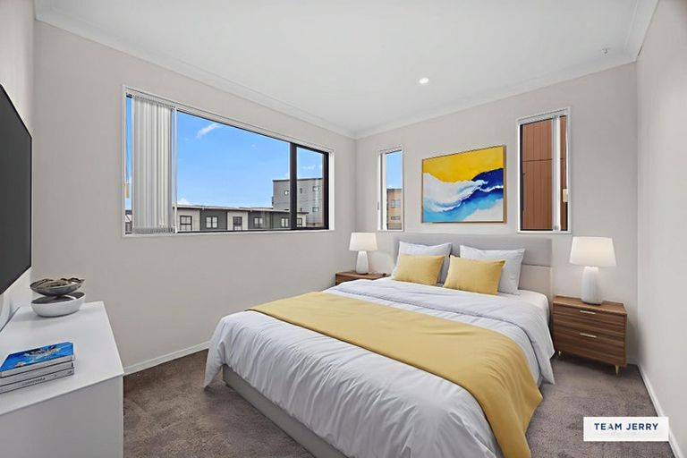 Photo of property in 27 Sun Orchid Avenue, Wiri, Auckland, 2104