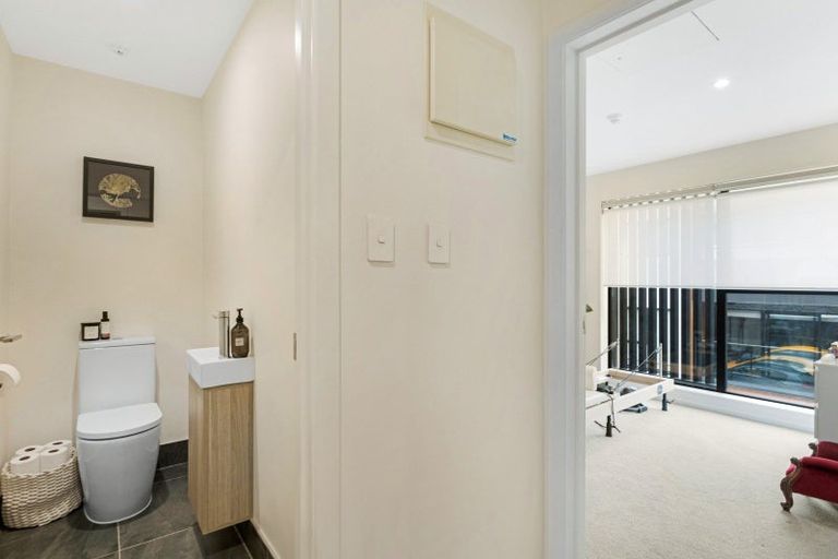 Photo of property in 64d Coronation Road, Mangere Bridge, Auckland, 2022