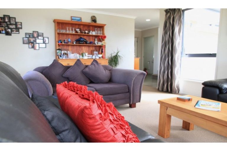 Photo of property in 23 Hallmark Rise, Bethlehem, Tauranga, 3110