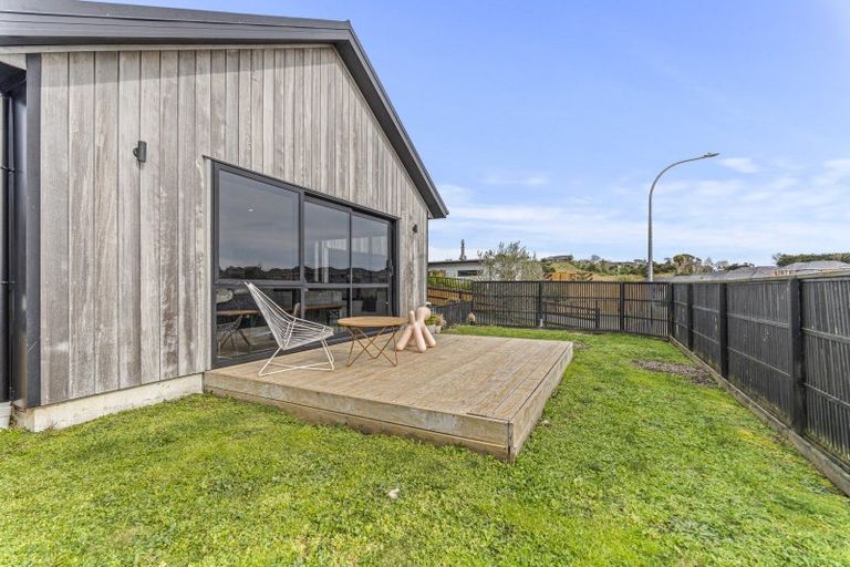 Photo of property in 67 Cyrus Street, Whalers Gate, New Plymouth, 4310